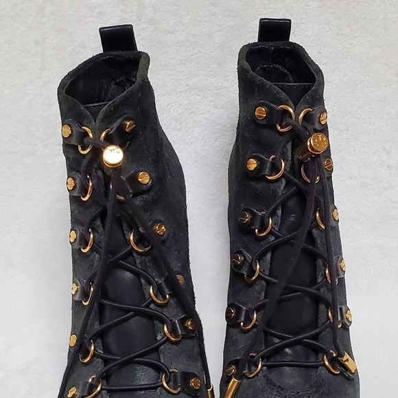 TORY Burch Halima Gray Camel Suede Gold Accent Lace-up Platform Ankle Booties 9M - Picture 6 of 15
